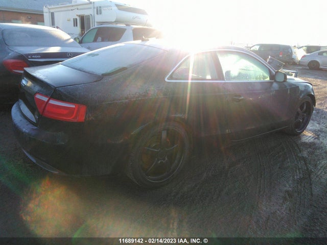 WAUGFAFR4BA008847 Audi A5 PREMIUM