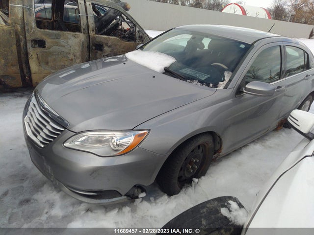 1C3CCBAB1DN522522 Chrysler 200 LX