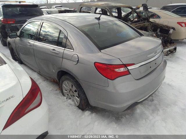 1C3CCBAB1DN522522 Chrysler 200 LX