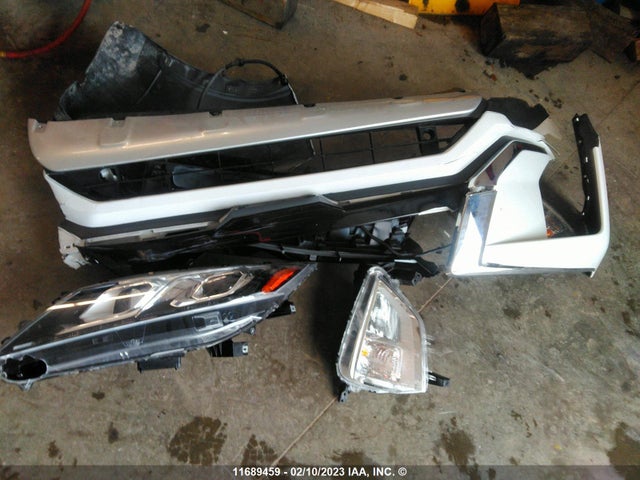 JA4AT4AA8JZ611766 Mitsubishi Eclipse Cross Le
