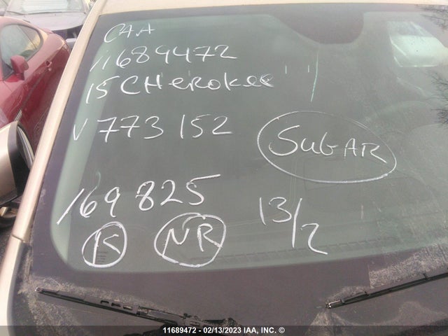 1C4PJMCB9FW773152 Jeep Cherokee Latitude