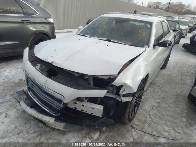 2C3CCABT2DH503830 Chrysler 300 S