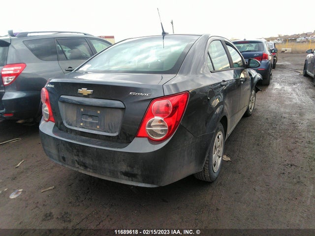 Chevrolet SONIC LS 2013 1G1JA5SH1D4107910 Image 5