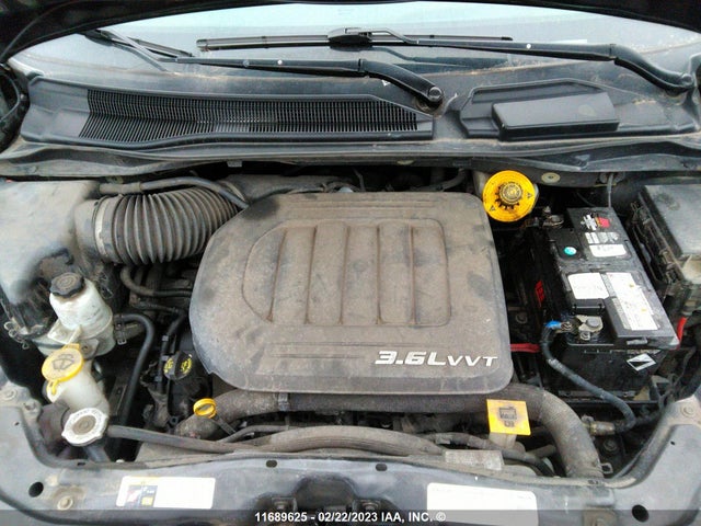 Dodge Grand Caravan Crew 2017 2C4RDGDG8HR732549 Image 10