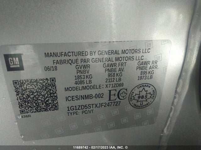 1G1ZD5STXJF247727 Chevrolet Malibu