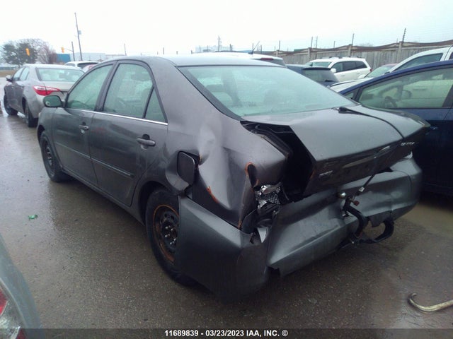Toyota Camry 2002 JTDBF30K520013534 Image 4