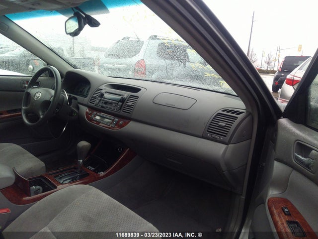 Toyota Camry 2002 JTDBF30K520013534 Image 6
