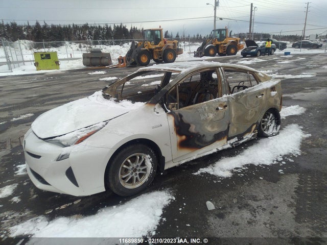 Toyota PRIUS 2017 JTDKBRFUXH3032627 Image 2
