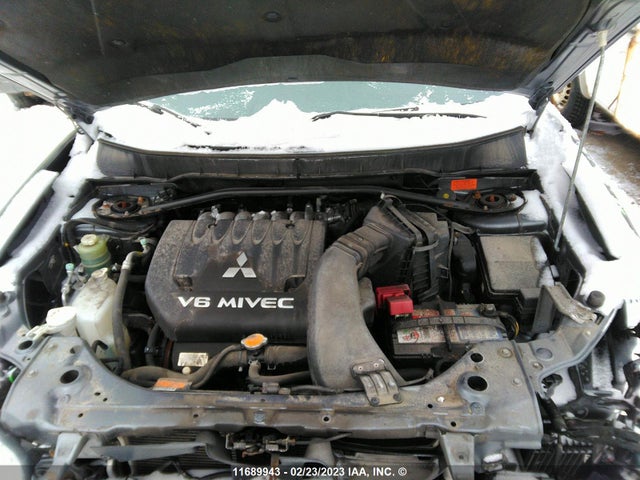 JA4JT5AX6BU609071 Mitsubishi OUTLANDER GT