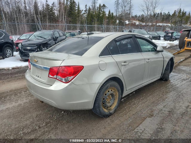 Chevrolet Cruze 2015 1G1P75SZ0F7275850 Image 4