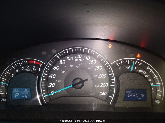 2015 Toyota Camry Le/xle/se/xse მანქანა იყიდება აუქციონზე, vin: 4T1BF1FK4FU011666, აუქციონის ნომერი: 11690063