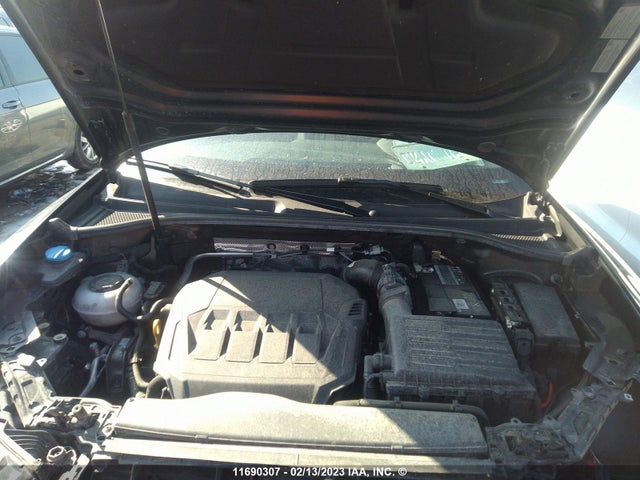 WA1AUCF3XM1072930 Audi Q3 Premium 40