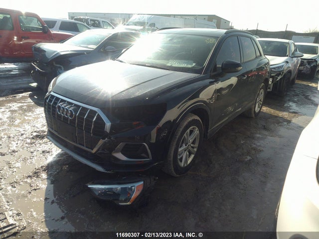 WA1AUCF3XM1072930 Audi Q3 Premium 40