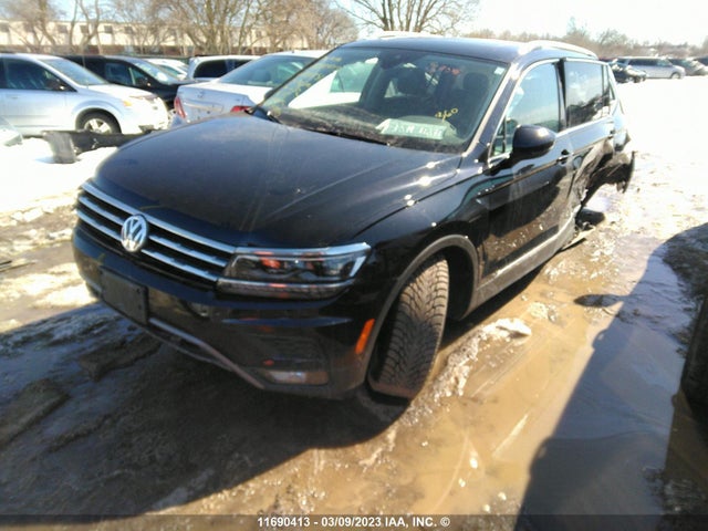 3VV4B7AX2MM142581 Volkswagen Tiguan Sel Premium R-line
