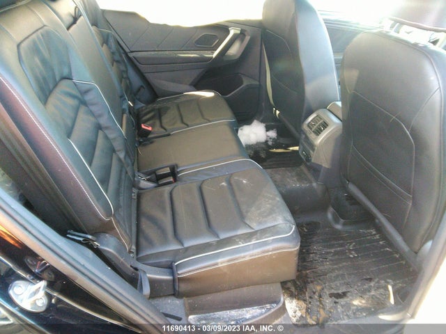 3VV4B7AX2MM142581 Volkswagen Tiguan Sel Premium R-line