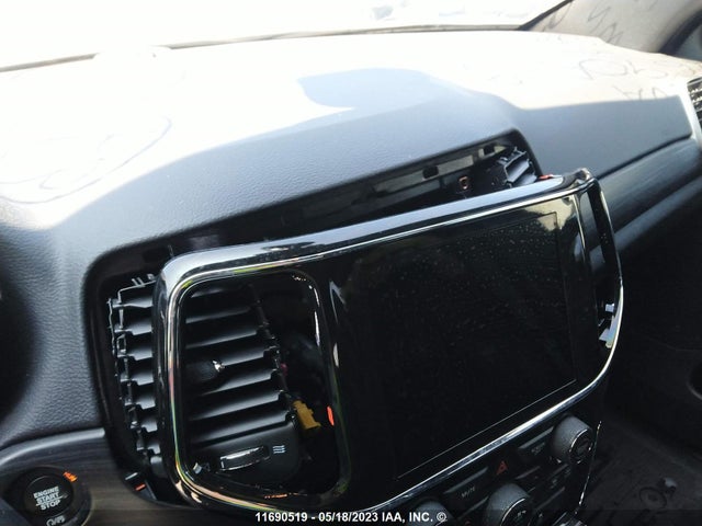 1C4RJFAG0MC686306 Jeep Grand Cherokee Laredo