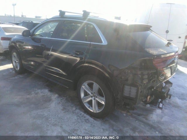 WA1AVAF14KD024450 Audi Q8 PREMIUM