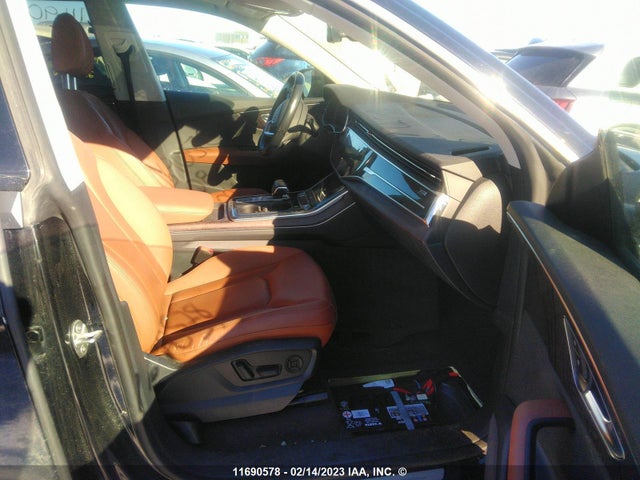 WA1AVAF14KD024450 Audi Q8 PREMIUM