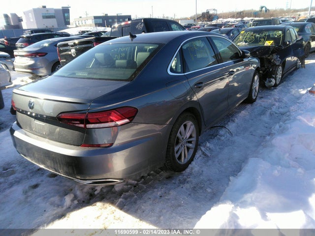 1VWBA7A38MC010817 Volkswagen Passat Highline