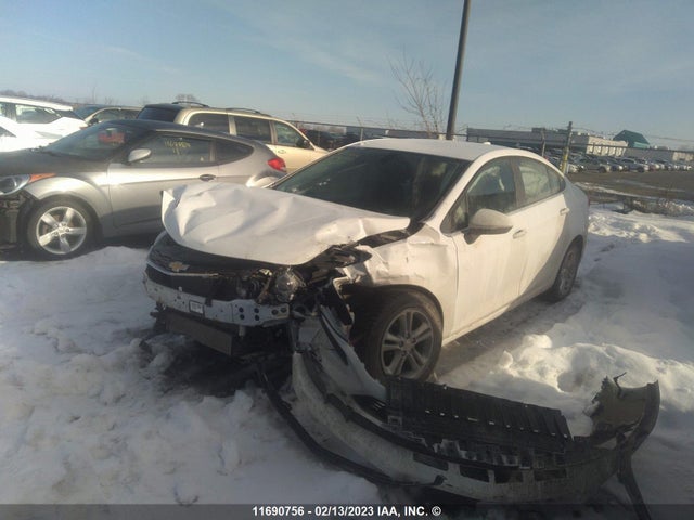 Chevrolet CRUZE LT 2018 1G1BE5SM2J7245357 Image 2