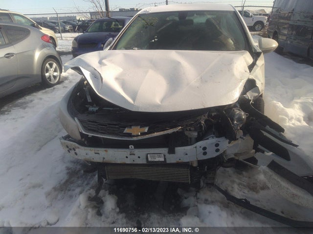 Chevrolet CRUZE LT 2018 1G1BE5SM2J7245357 Image 8