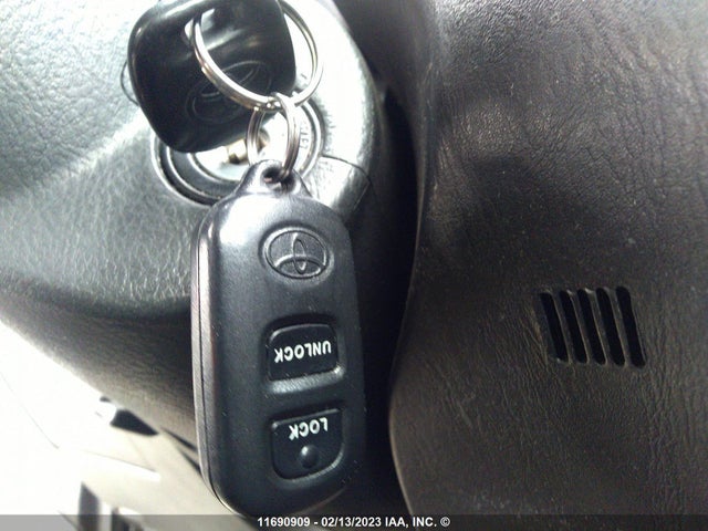 Toyota COROLLA CE/LE/S 2005 2T1BR32E55C853693 Image 3