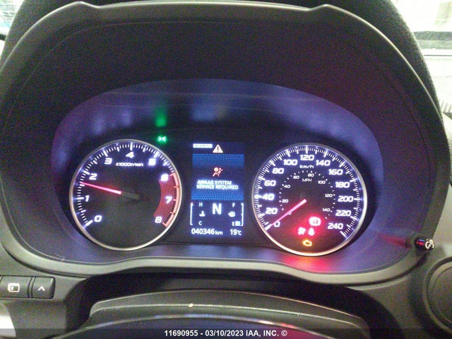JA4ATUAA7NZ607388 Mitsubishi Eclipse Cross Es