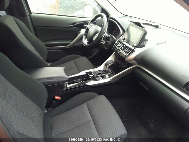 JA4ATVAA7NZ611608 Mitsubishi Eclipse Cross Le