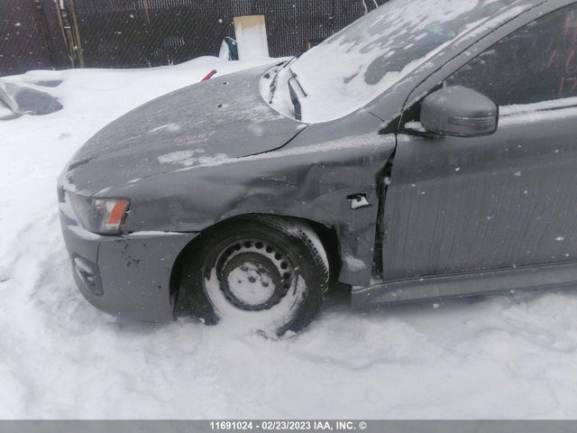 JA32U2FU6HU603086 Mitsubishi LANCER ES