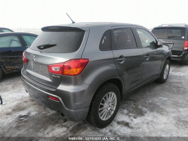JA4AJ3AU0BZ607173 Mitsubishi RVR SE
