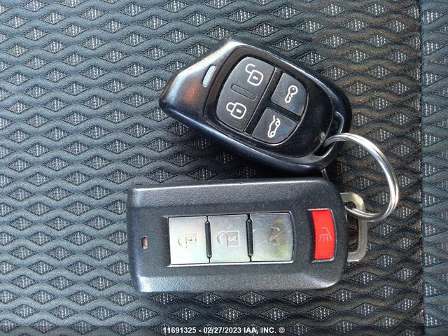 JA4JZ3AX0GZ601013 Mitsubishi Outlander Se/sel