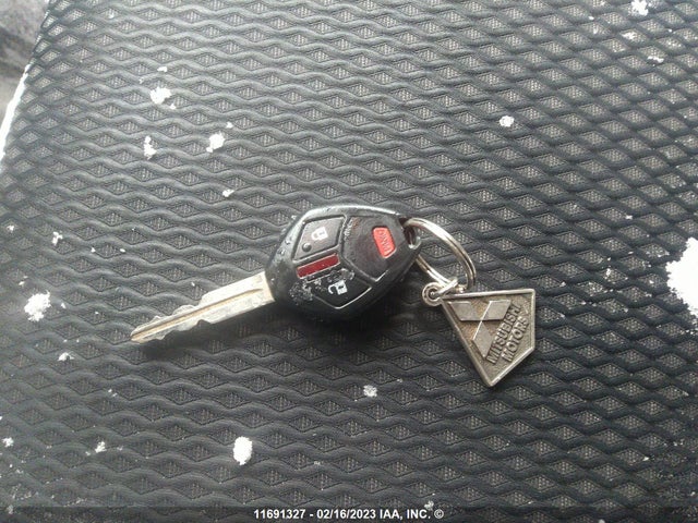 JA4AZ2A34GZ601040 Mitsubishi Outlander Es