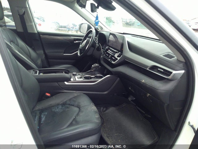 Toyota Highlander Platinum 2021 5TDFZRBH6MS117690 Image 6