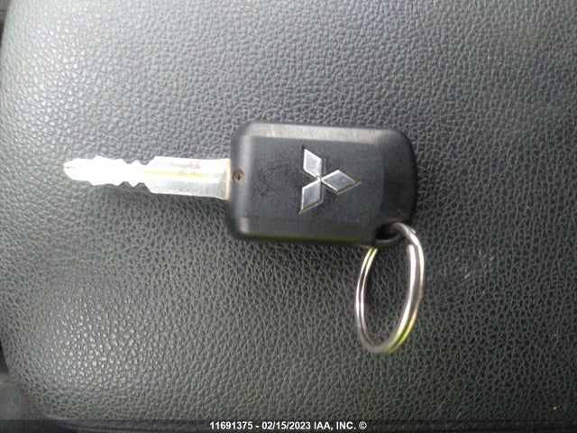 JA4AJ3AU0KU601628 Mitsubishi RVR SE