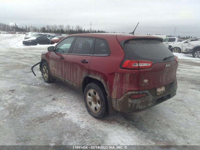 1C4PJMAS8GW354441 Jeep Cherokee Sport