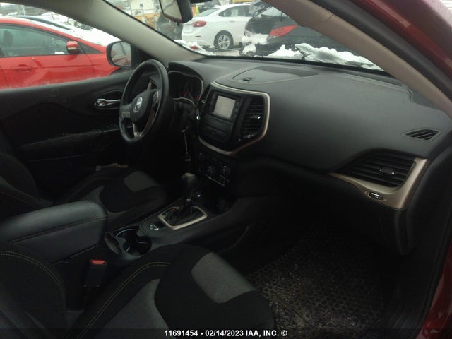 1C4PJMAS8GW354441 Jeep Cherokee Sport