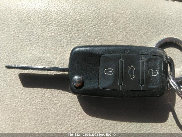 Volkswagen Eos Lux 2008 WVWFA71F78V008047 Image 3
