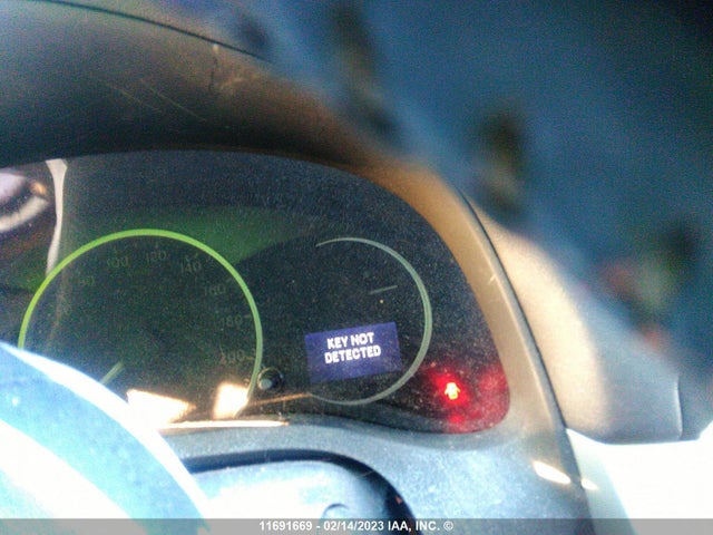 JTHKD5BH7B2035850 Lexus CT 200