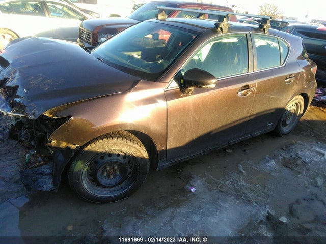 JTHKD5BH7B2035850 Lexus CT 200