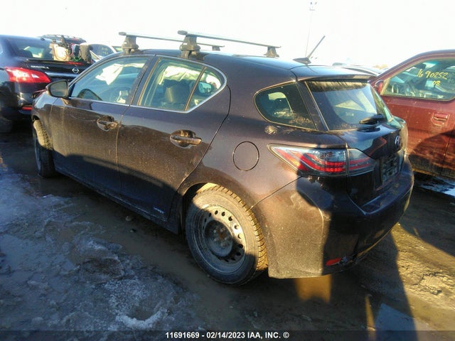JTHKD5BH7B2035850 Lexus CT 200