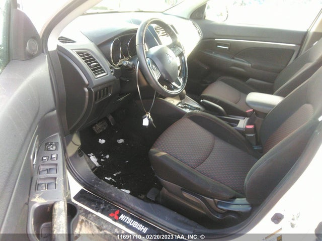 JA4AH3AU2KU600251 Mitsubishi Rvr Se/es