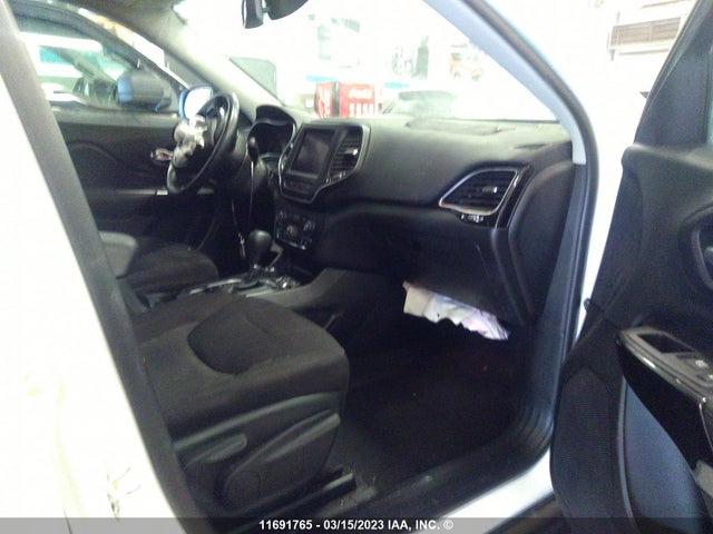 1C4PJMCX0LD586563 Jeep Cherokee Latitude