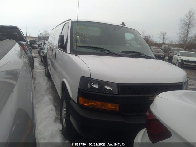 Chevrolet Express G2500 2018 1GCWGBFP3J1282250 main image