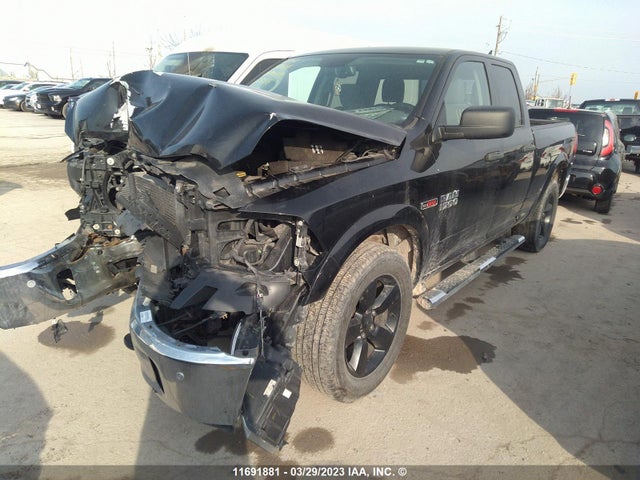 1C6RR7GM1JS236376 RAM 1500 Slt