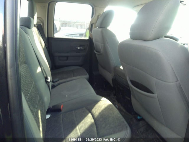 1C6RR7GM1JS236376 RAM 1500 Slt