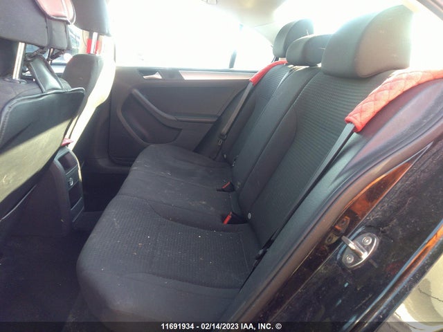 3VWB07AJ8FM222801 Volkswagen JETTA SE
