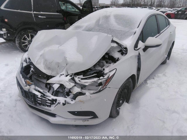 Chevrolet CRUZE LS 2018 1G1BC5SM6J7245349 Image 2