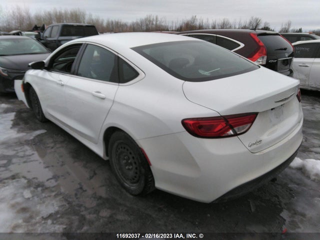 1C3CCCFB1FN686113 Chrysler 200 LX