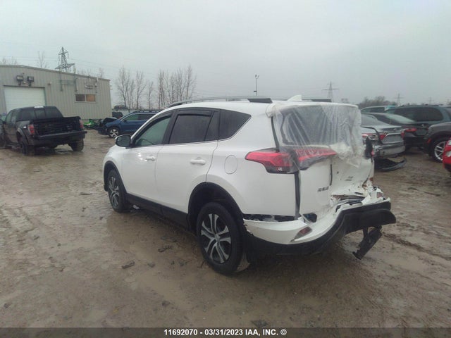 Toyota RAV4 LE 2017 2T3BFREVXHW657119 Image 4