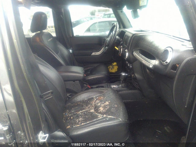 1C4BJWFG4GL267096 Jeep Wrangler Unlimited Rubicon